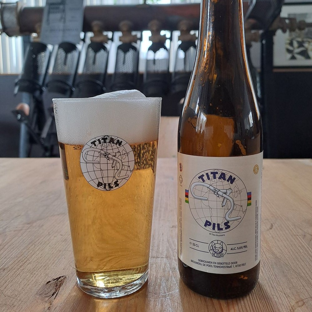 Glas Titan Pils